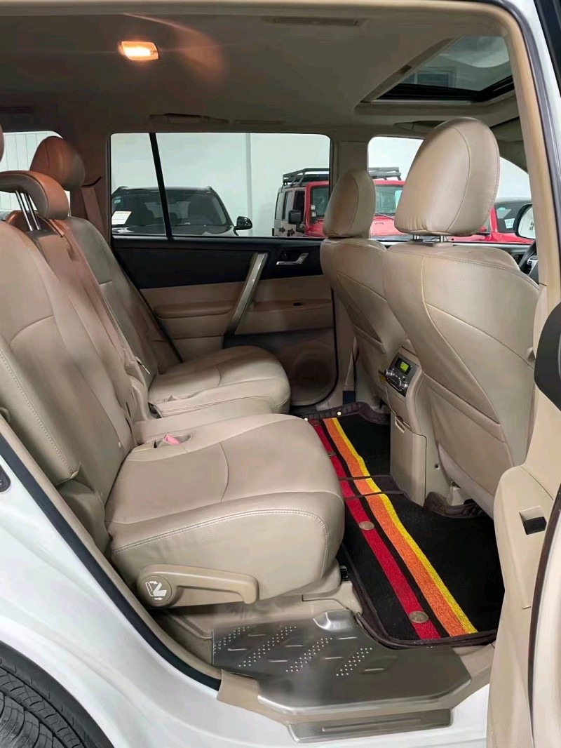 廊坊13年丰田汉兰达5