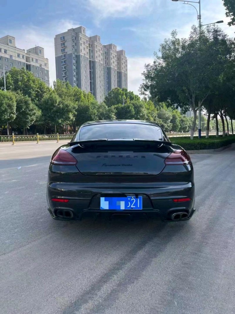东营10年保时捷帕拉梅拉6