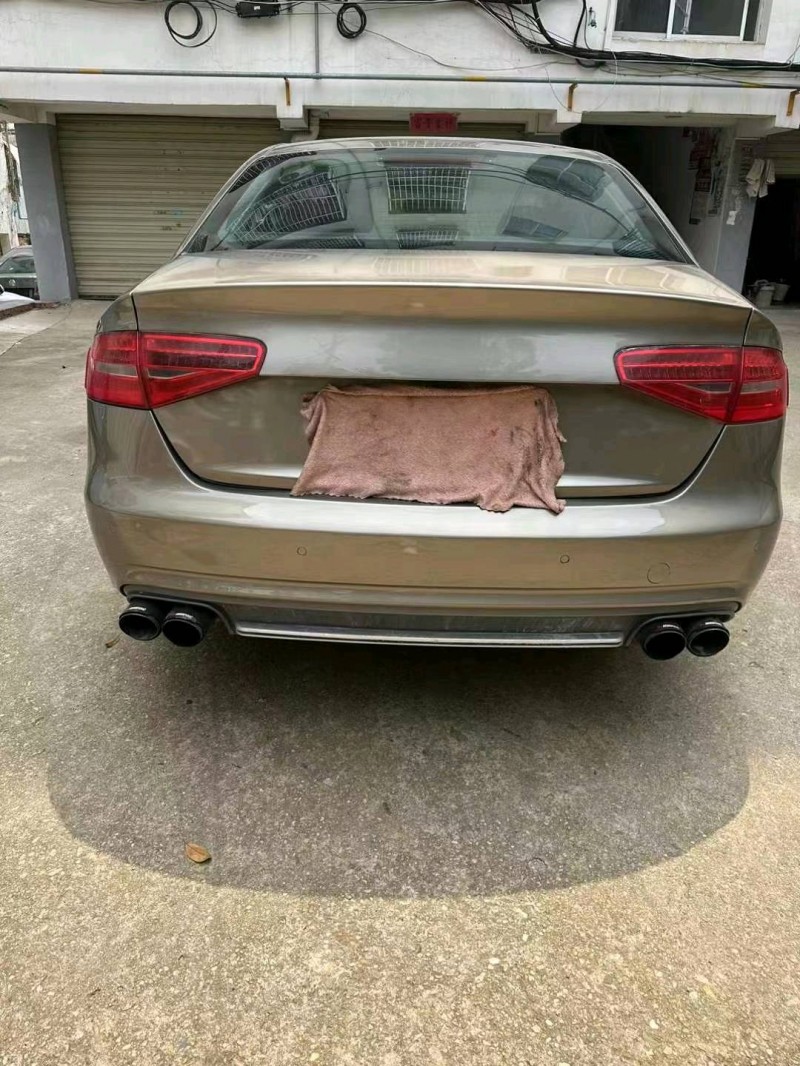 宜昌14年奥迪A4L7