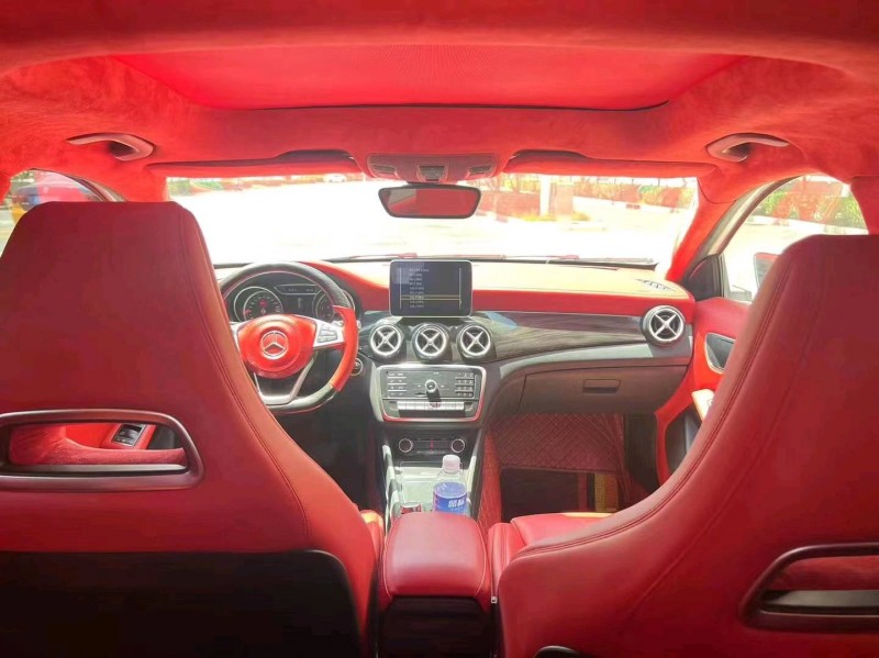 石家庄19年奔驰GLA8