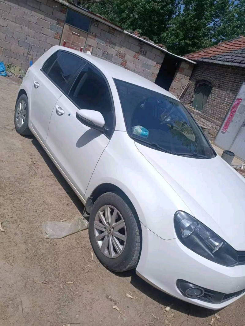 济宁14年大众高尔夫2