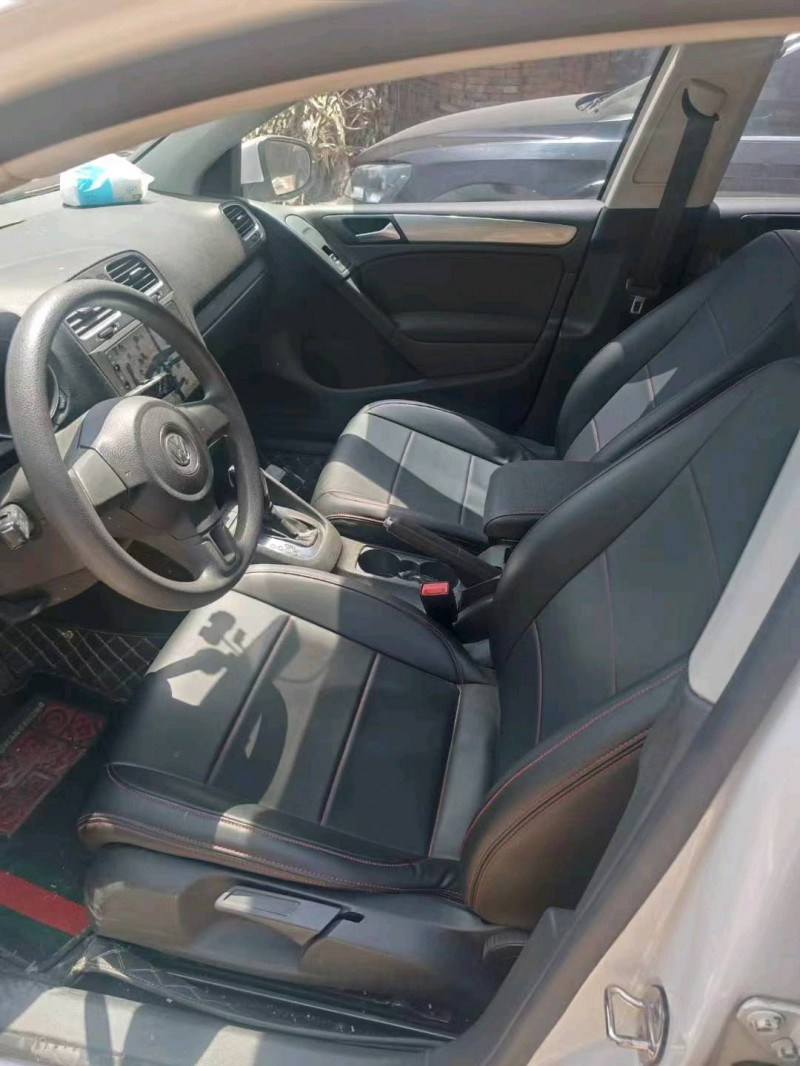 济宁14年大众高尔夫3