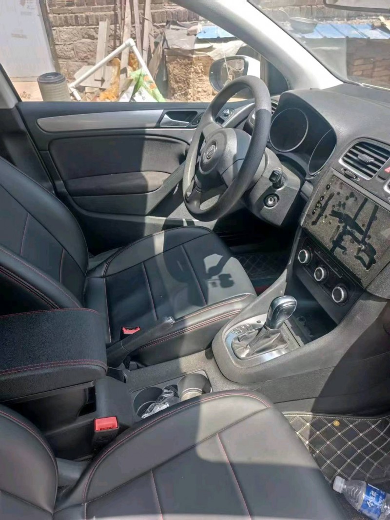 济宁14年大众高尔夫4