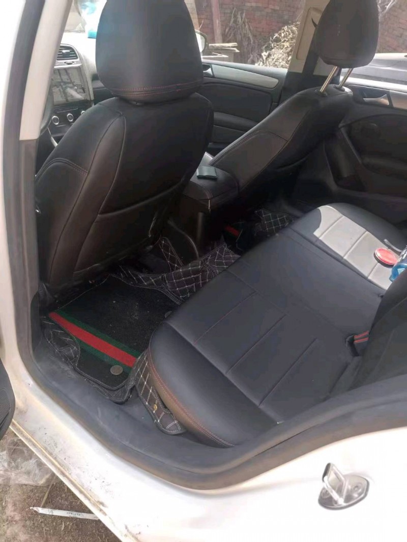 济宁14年大众高尔夫6