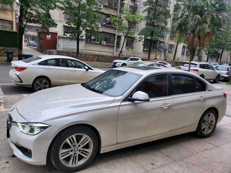 宜昌17年宝马3系2
