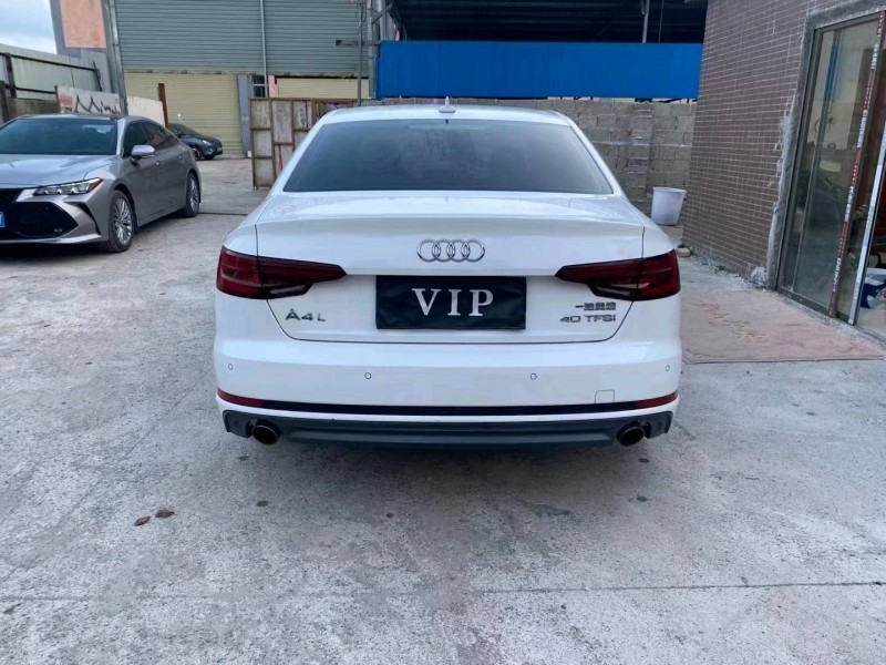 广州18年奥迪A4L9