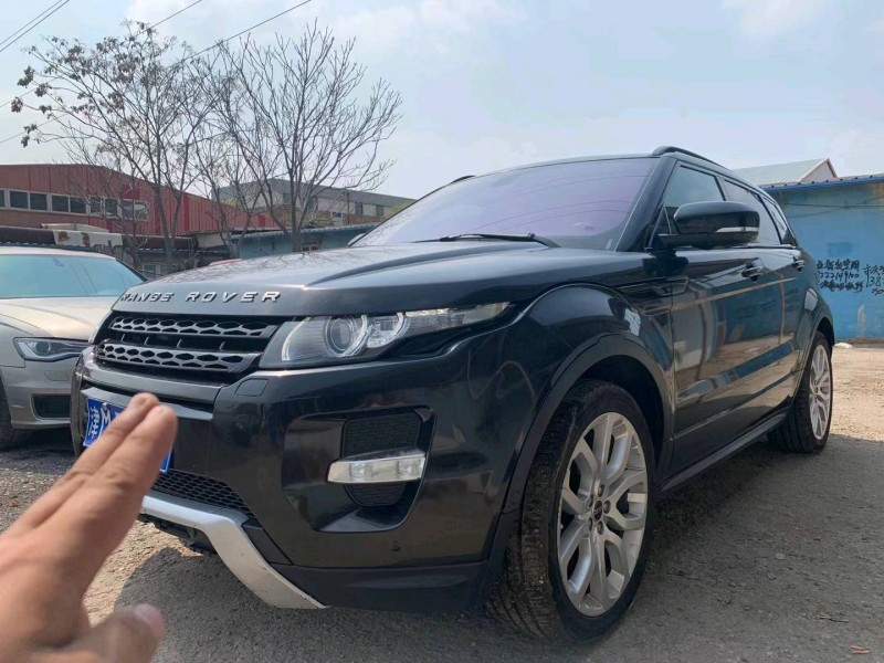 天津12年路虎极光5