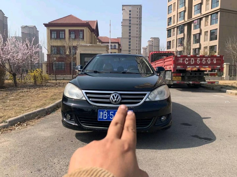 天津10年大眾朗逸1