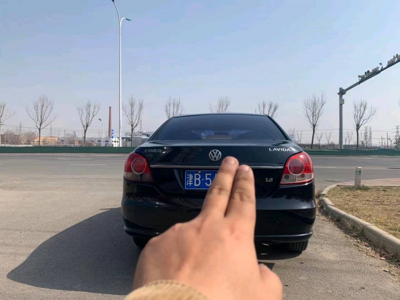 天津10年大眾朗逸7