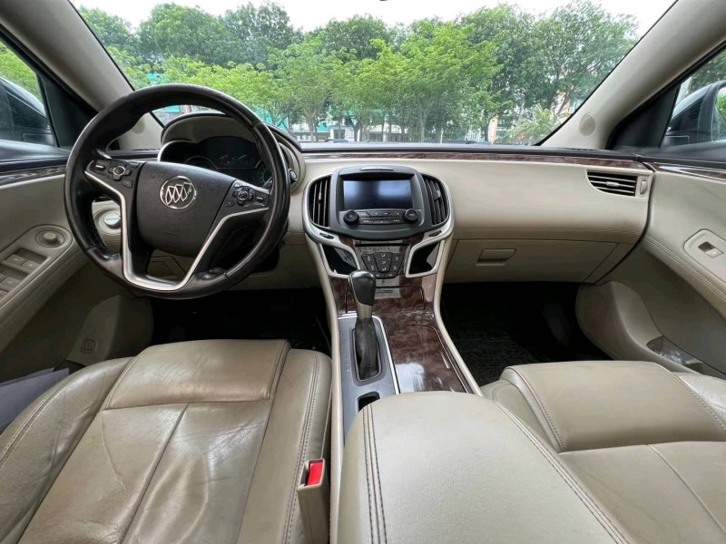 东莞15年别克君越6