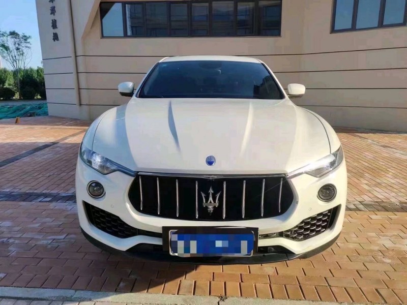 枣庄18年玛莎拉蒂Levante1
