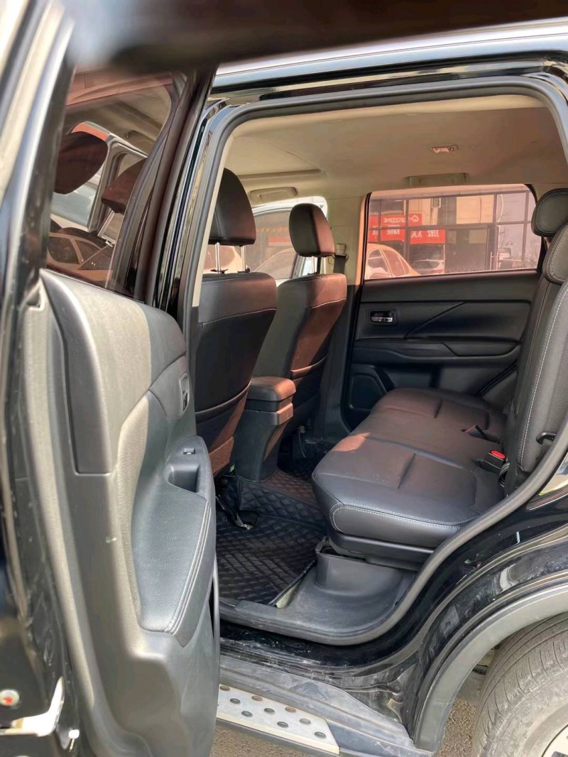 淮南18年三菱欧蓝德9