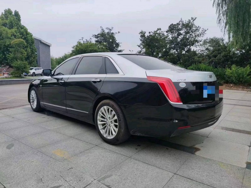 枣庄17年凯迪拉克CT65