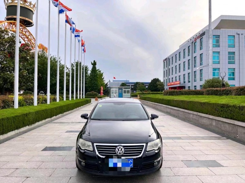 济宁10年大众迈腾1