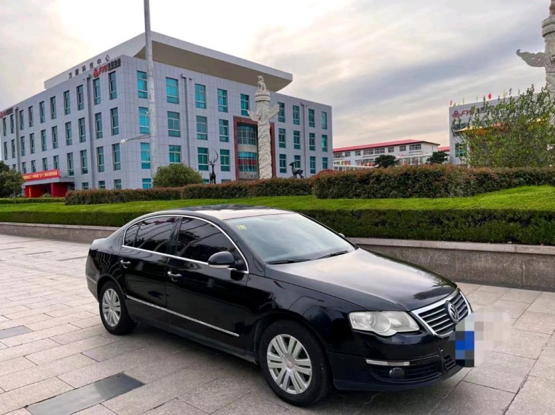 济宁10年大众迈腾2