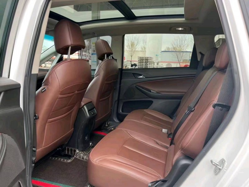 榆林19年别克GL64