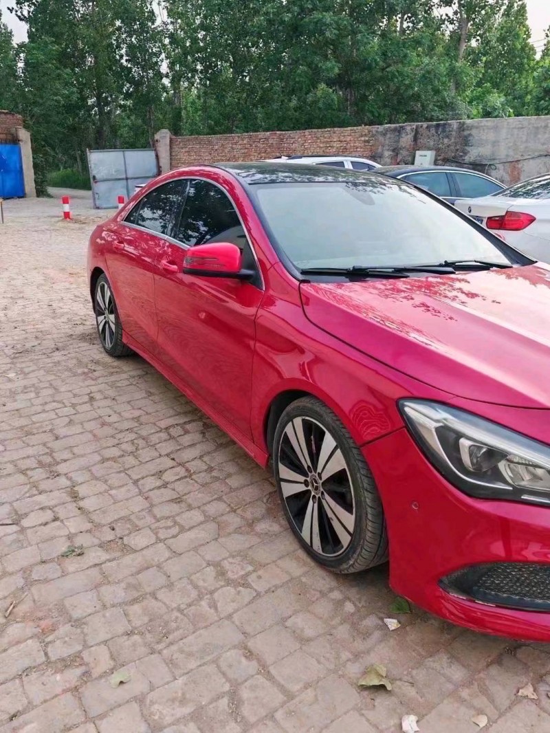 东营17年奔驰CLA2