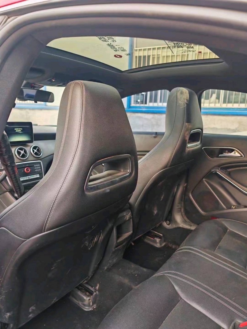 东营17年奔驰CLA6