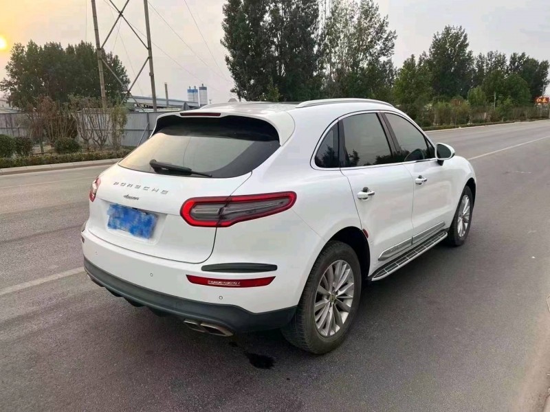 东营19年众泰SR94