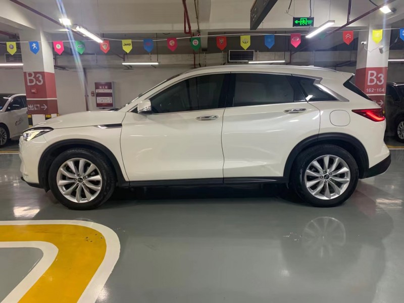 成都19年英菲尼迪QX504