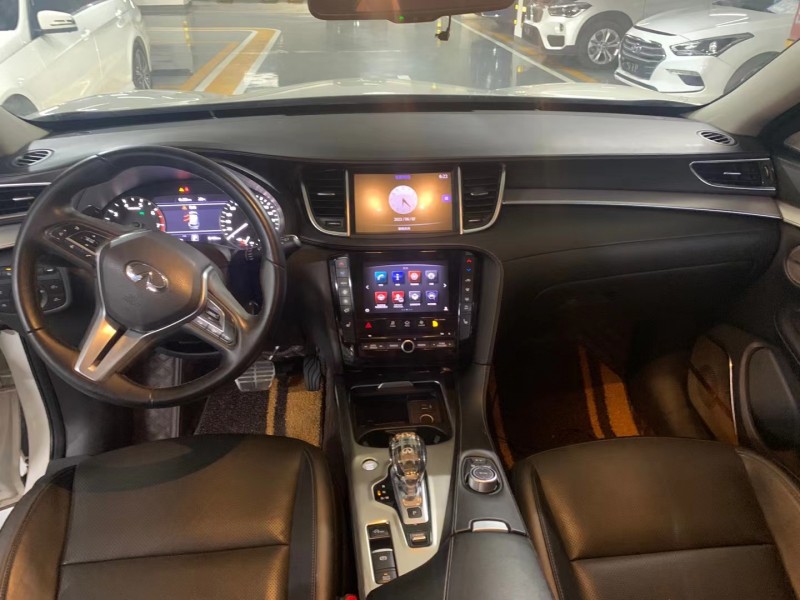 成都19年英菲尼迪QX507