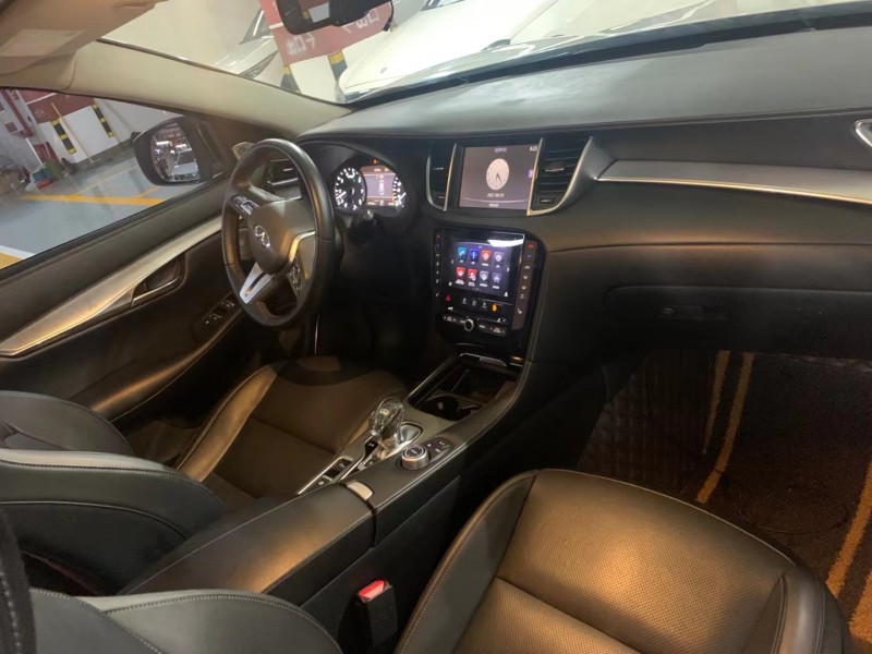 成都19年英菲尼迪QX509