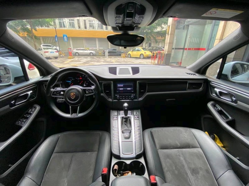 东莞16年保时捷Macan6