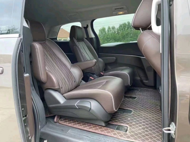 东营21年别克GL86