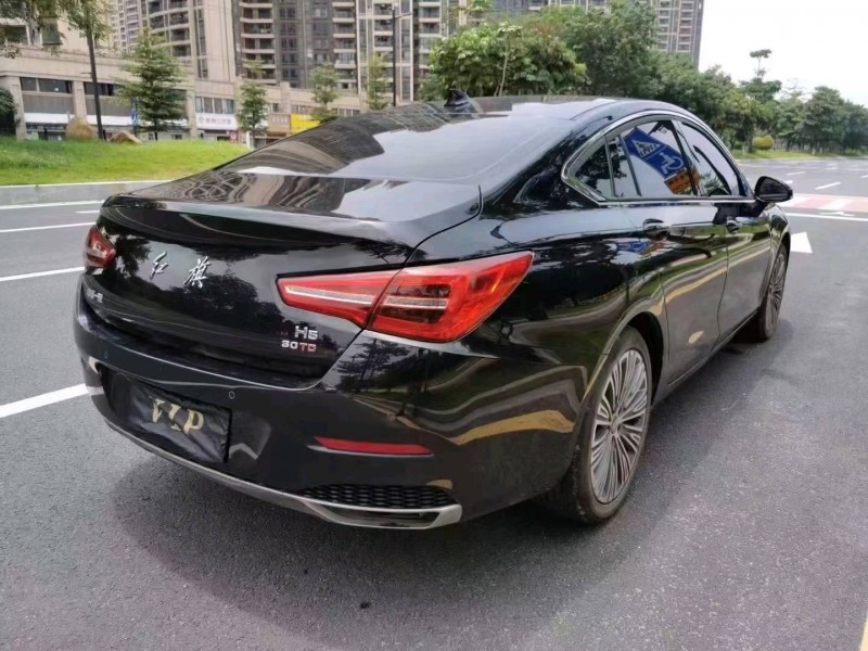 珠海22年红旗H57