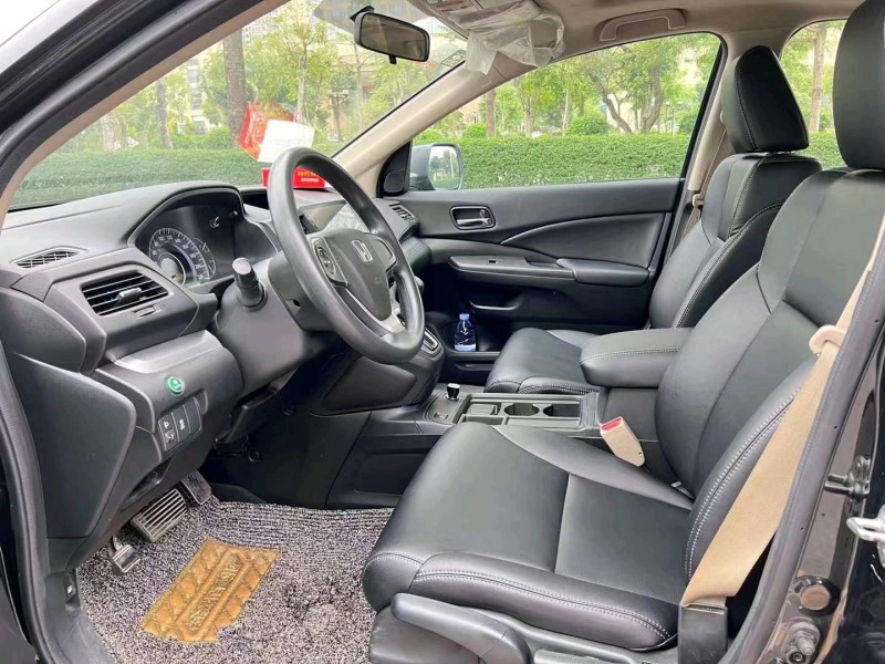 汕头17年本田CRV7