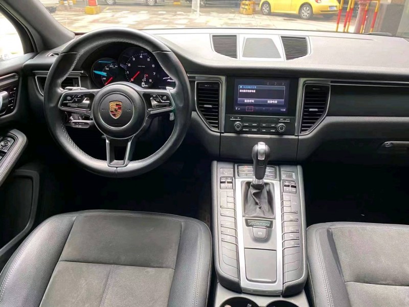 珠海16年保时捷Macan8