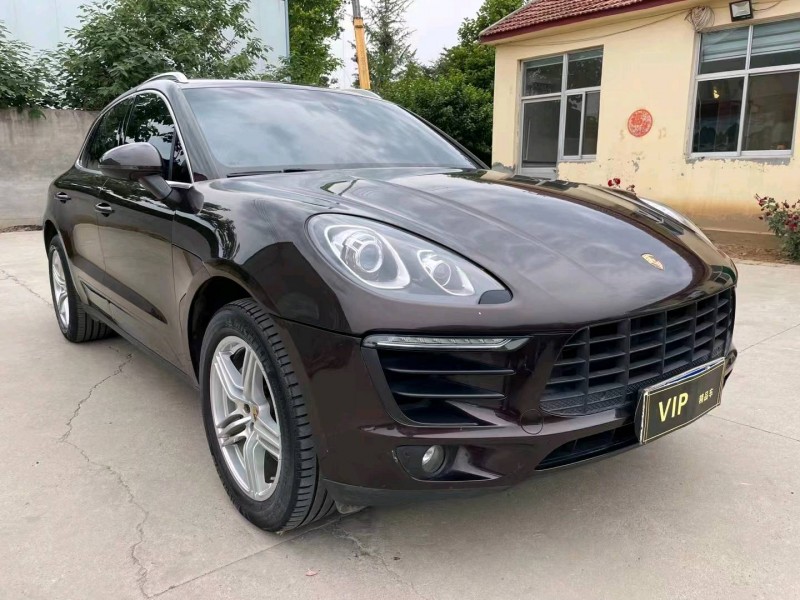 东营16年保时捷Macan2