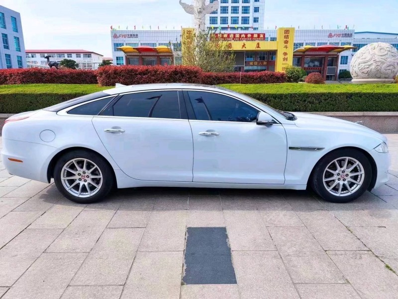 东营16年捷豹XJL3