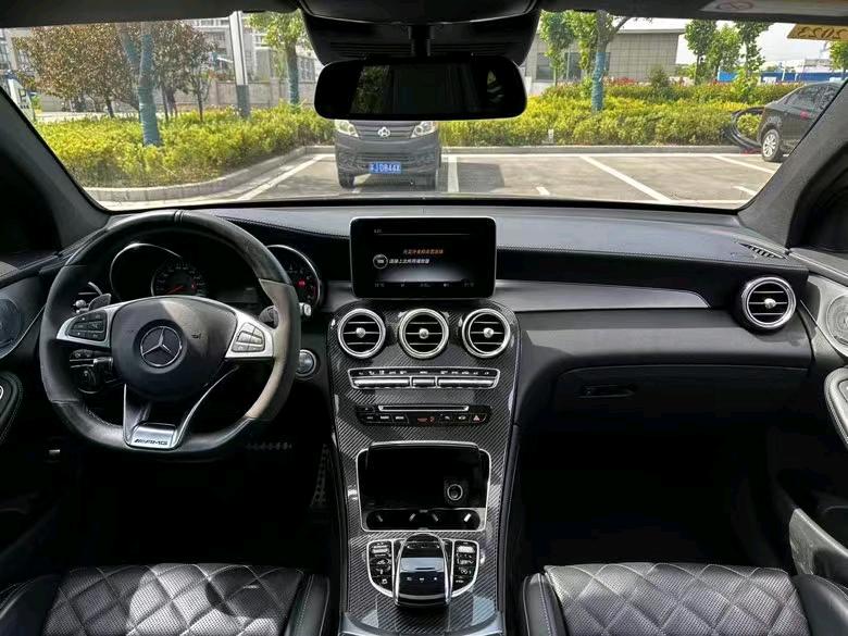 盐城19年奔驰AMG5