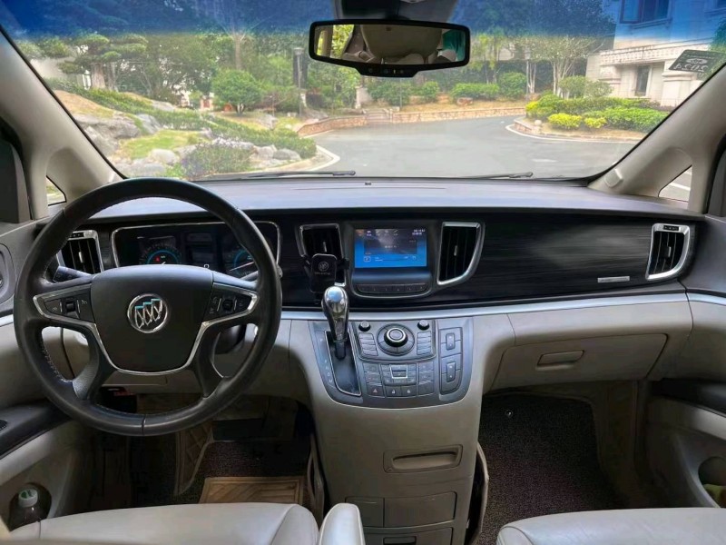 汕头11年别克GL84