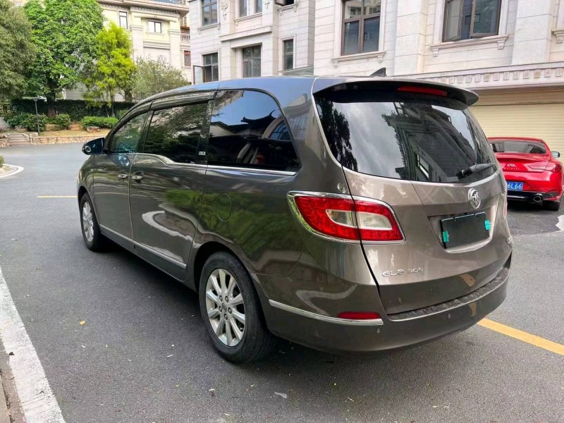 汕头11年别克GL88