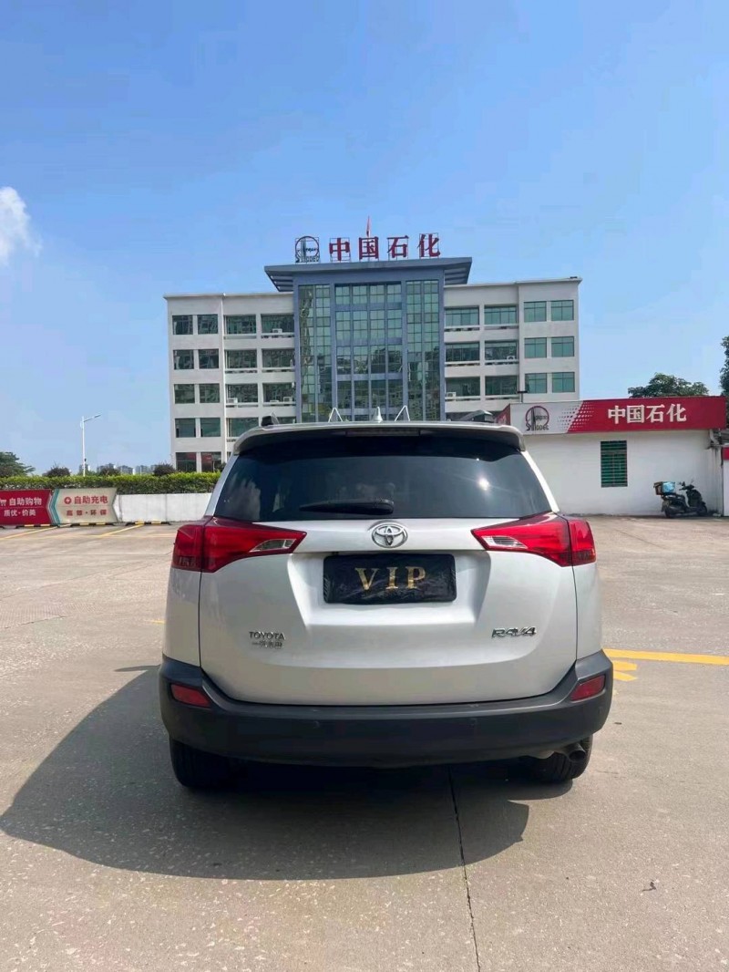 珠海16年丰田RAV43