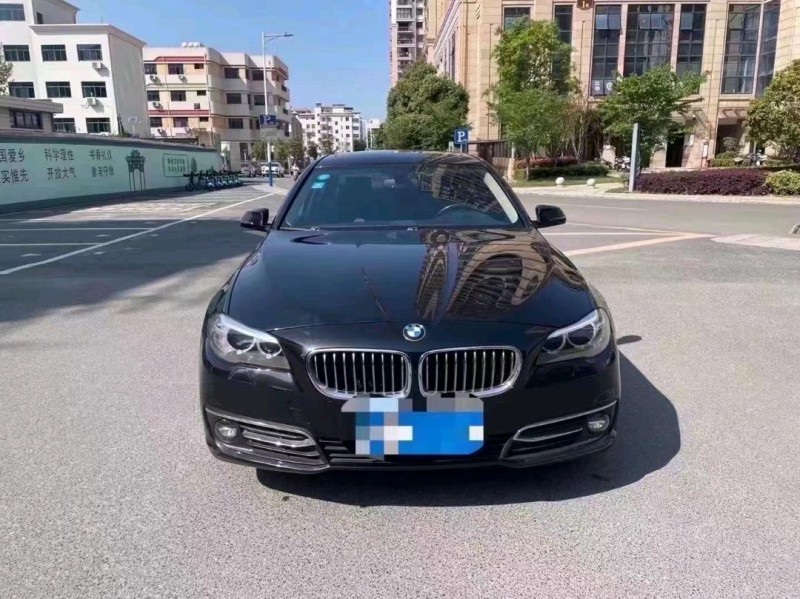 济南17年宝马5系1