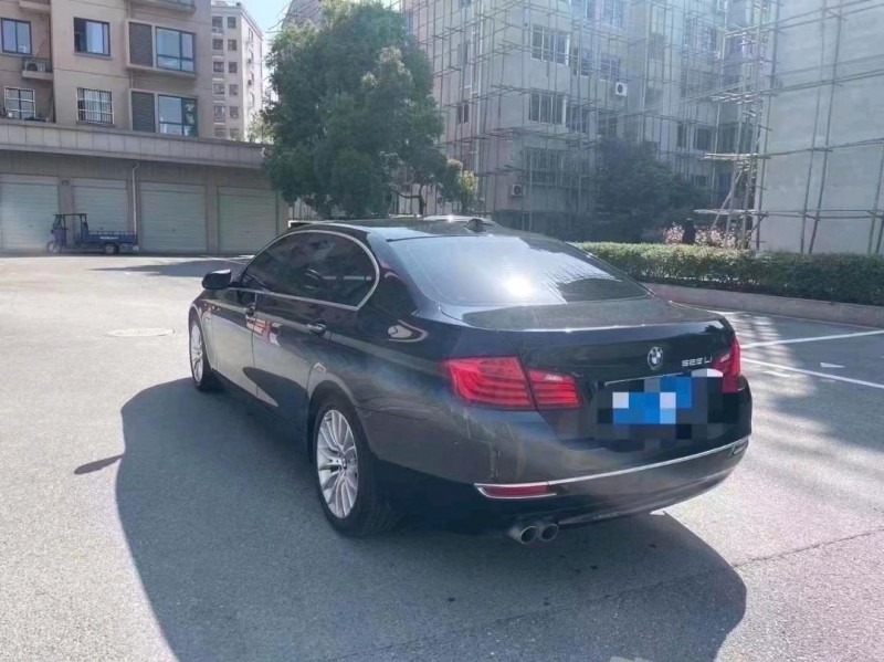 济南17年宝马5系8