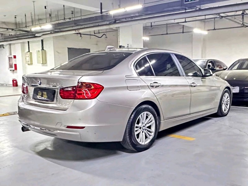 北京15年宝马3系8