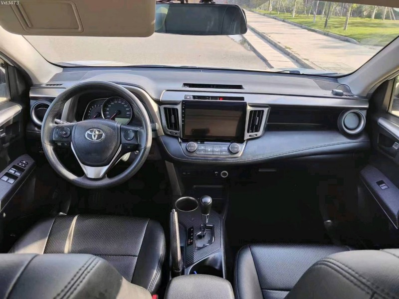 汕头16年丰田RAV4荣放9