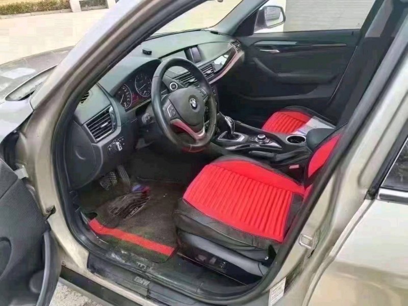 济南15年宝马X16