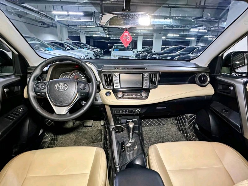 北京15年丰田RAV46