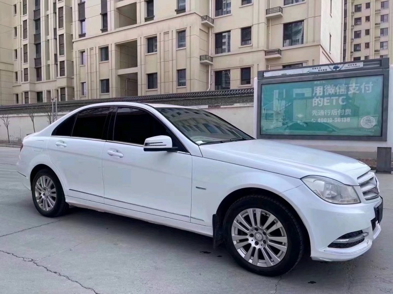 济南12年奔驰C2
