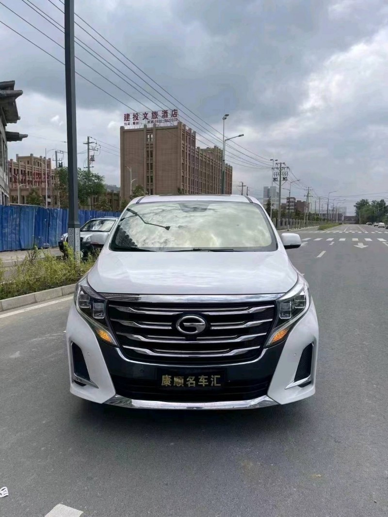 东营20年传祺M81