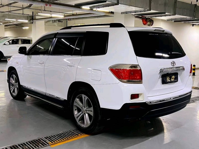 北京14年丰田汉兰达7