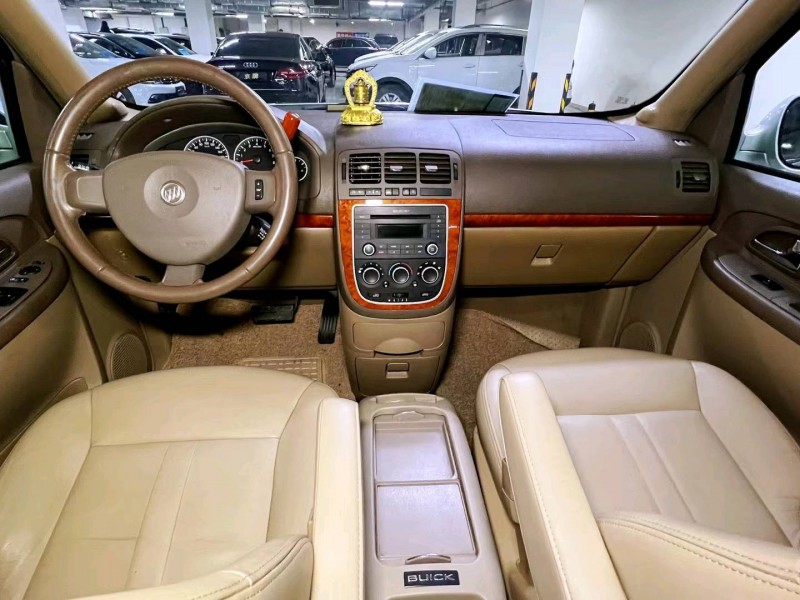 北京12年别克GL84