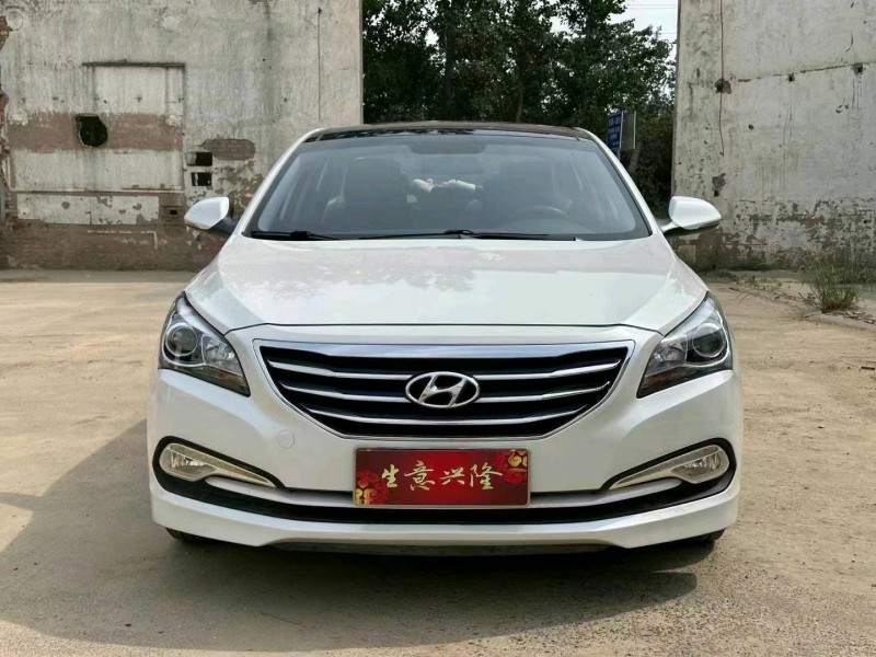 平顶山17年现代名图1