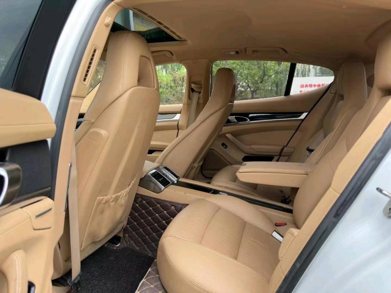 平顶山13年保时捷帕拉梅拉6