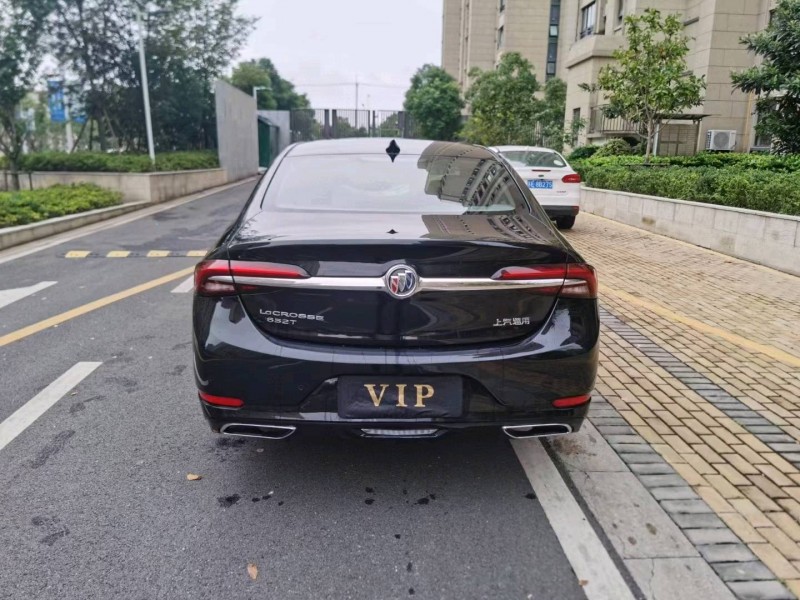 苏州20年别克君越9